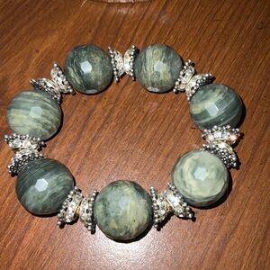 Rare carved vintage Amanda Borghese gemstone bead bracelet
